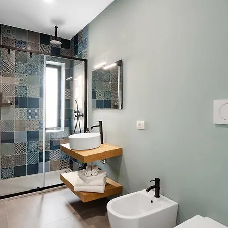 לינה וארוחת בוקר Double D House אולביה