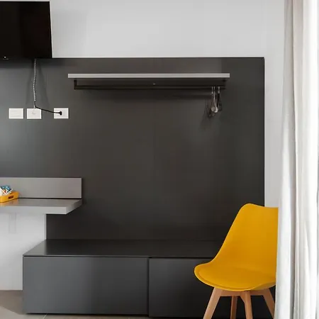 Double D House 4* Olbia